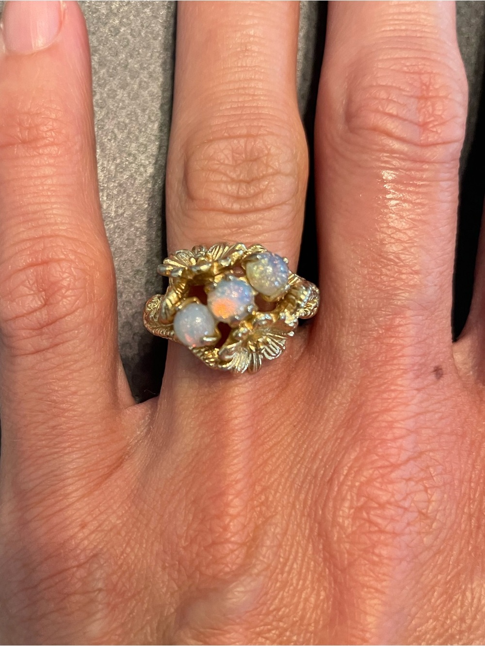 Vintage Avon Opal Flower Ring